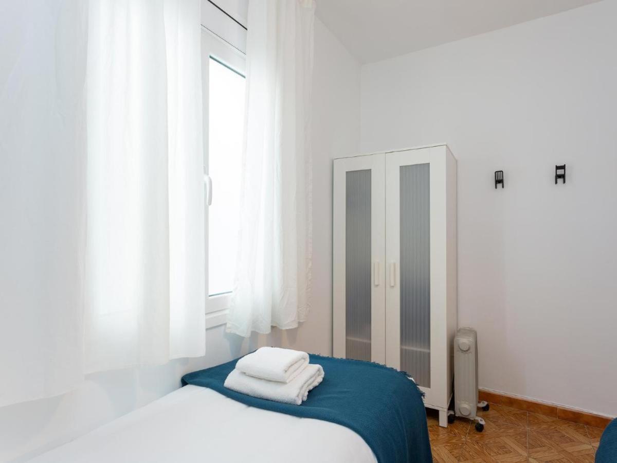Click&Flat Fira Castelao Daire L'Hospitalet de Llobregat Dış mekan fotoğraf
