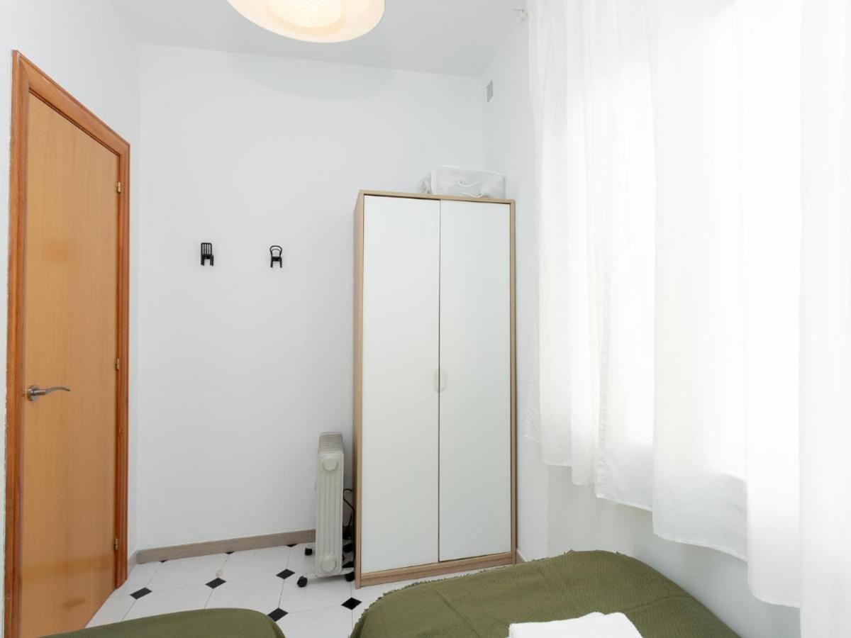 Click&Flat Fira Castelao Daire L'Hospitalet de Llobregat Dış mekan fotoğraf